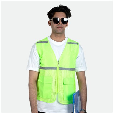 Trenger ansatte i logistikkbedriften å bruke refleksvester?