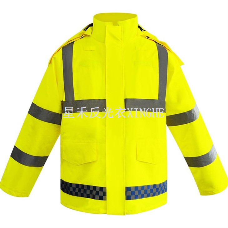 Reflekterende regnfrakk med flere lommer