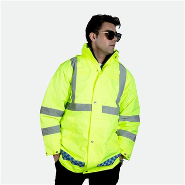 For å lage reflekterende draktklær fra trafikkpolitiet, hva er kravene?