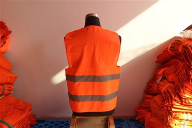 Påvirker tørking av High Visibility-skjorter innendørs glansen?